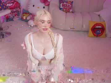 Foto porno Discutii intime cu bunnydollstella pe KUR.ro