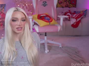 Foto porno Discutii intime cu bunnydollstella pe KUR.ro