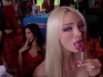 Foto porno Discutii intime cu bunnydollstella pe KUR.ro