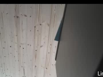 Foto porno Ganduri murdare cu busbuddies pe KUR.ro