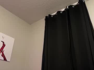 Foto porno camilaaa15 se dezbraca la web pe Chaturbate pe KUR.ro