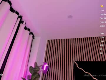 Foto porno camilaramirez_ se dezbraca la web pe Chaturbate pe KUR.ro
