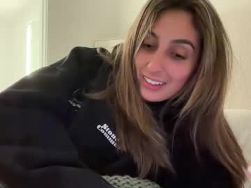 Foto porno Discutii intime cu camiliakxoxo pe KUR.ro