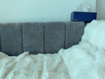 Foto porno canikissyou_ vrea sex pe Chaturbate pe KUR.ro