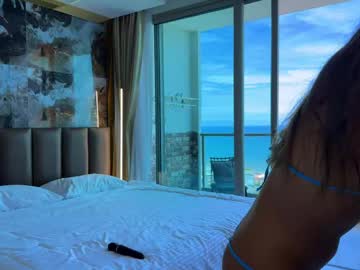 Foto porno Ce sexy este canikissyou_ pe KUR.ro