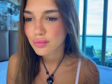 Foto porno Ce sexy este canikissyou_ pe KUR.ro