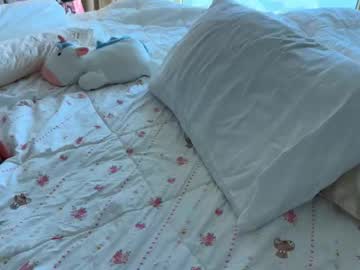 Foto porno canikissyou_ vrea sex pe Chaturbate pe KUR.ro