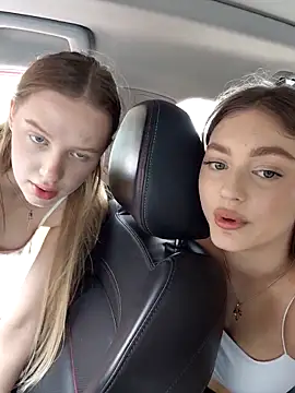 Fantezii cu caressyourself pe StripChat