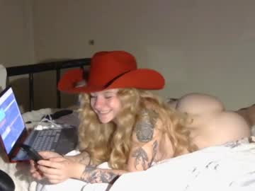 Foto porno Nebunii pe chat marca carolinecowgirl pe KUR.ro