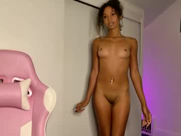 Foto erotica #1240664 pe KUR.ro