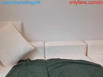Foto porno Fantezii cu charlottegotit pe Chaturbate pe KUR.ro