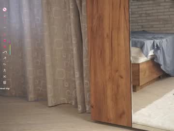 Foto porno Ce sexy este chee_cha pe KUR.ro