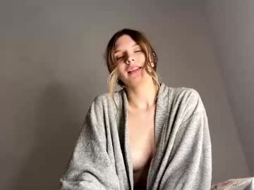 Discutii intime cu chloe_show