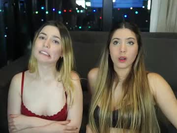 Foto porno chloesweetdreams descoperita pe video chat pe KUR.ro