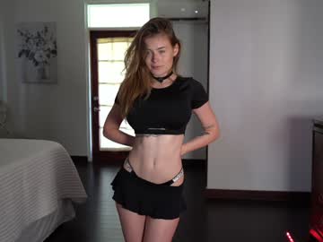 Foto porno Ganduri murdare cu chloewildd pe KUR.ro