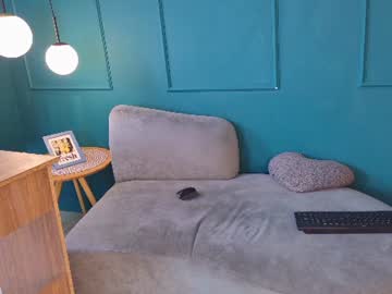 Foto porno christopher_robin4 se dezbraca la web pe Chaturbate pe KUR.ro
