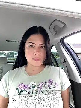 Foto porno Nebunii pe chat marca clairewntr pe KUR.ro