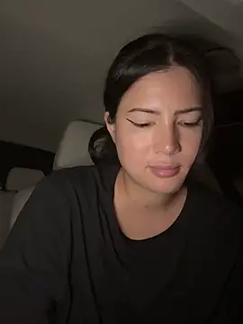 Foto porno Nebunii pe chat marca clairewntr pe KUR.ro