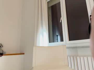 Foto porno cleopatra_sinns ne arata tot la camera pe KUR.ro