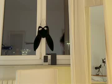 Foto porno cleopatra_sinns ne arata tot la camera pe KUR.ro