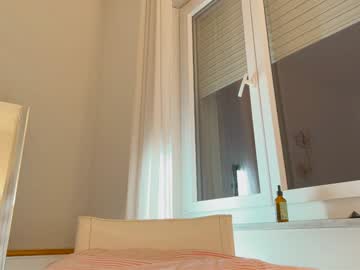 Foto erotica #1608969 pe KUR.ro