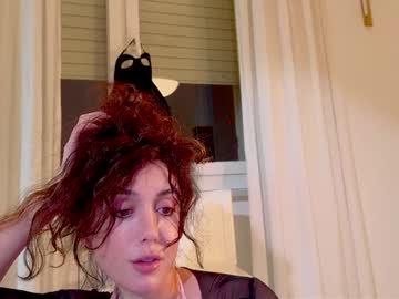 Foto porno cleopatra_sinns ne arata tot la camera pe KUR.ro