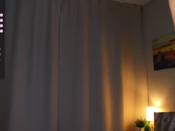 Foto porno cloverfarewell descoperita pe video chat pe KUR.ro