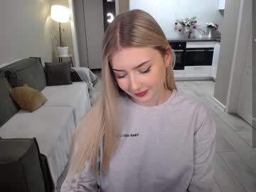 Foto porno Ce sexy este cute18cute pe KUR.ro