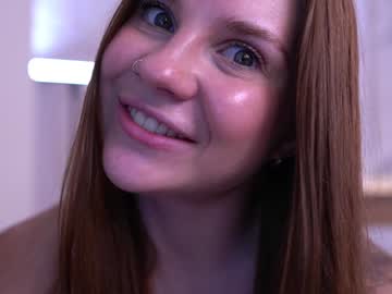 Foto porno cute__foxy se dezbraca la web pe Chaturbate pe KUR.ro