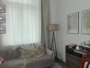 Foto porno cutebrutality descoperita pe video chat pe KUR.ro