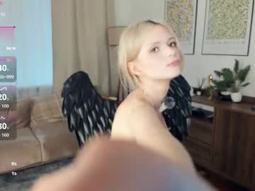 Foto porno Ce sexy este cutebrutality pe KUR.ro