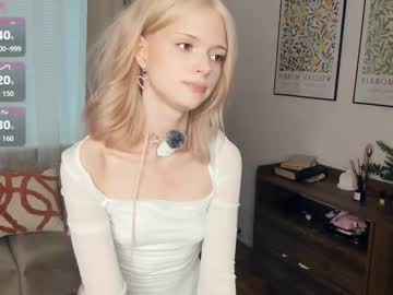 Foto porno cutebrutality descoperita pe video chat pe KUR.ro