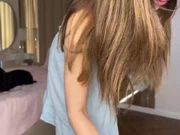 Foto porno Discutii intime cu cuteelsa_ pe KUR.ro