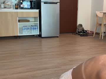 Foto porno cuteelsa_ ne arata tot la camera pe KUR.ro