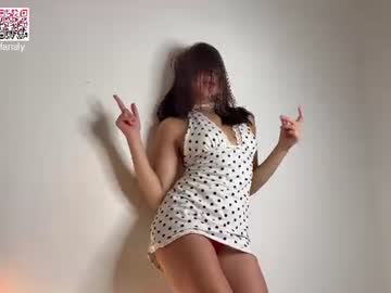 Foto porno cuteelsa_ ne arata tot la camera pe KUR.ro