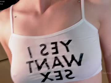 Foto porno Nebunii pe chat marca cutieeeeva pe KUR.ro