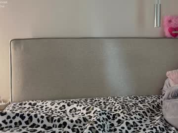 Foto porno Nebunii pe chat marca cutieeeeva pe KUR.ro