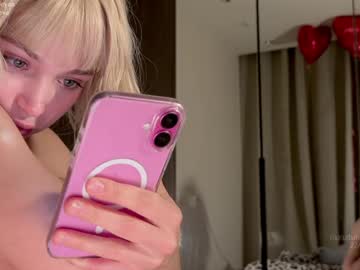 Foto porno Nebunii pe chat marca cutieeeeva pe KUR.ro