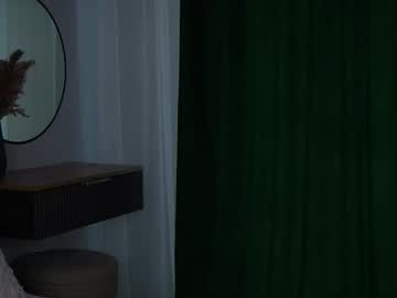 Foto porno Ce sexy este czamabech pe KUR.ro