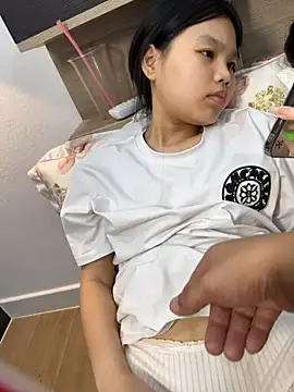 Foto porno Nebunii pe chat marca dafei108655 pe KUR.ro