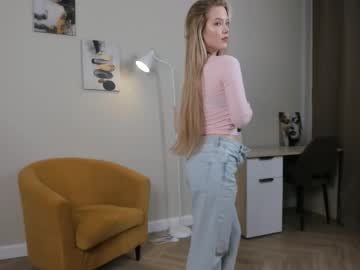 Foto porno Sex online cu dawnbullins pe KUR.ro