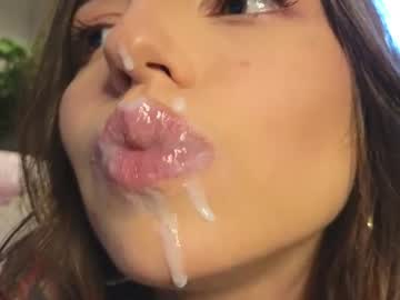 Foto porno deeptalkss_ descoperita pe video chat pe KUR.ro