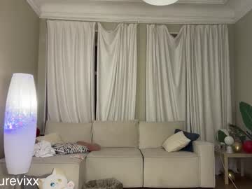 Foto porno achilessynpilea ne arata tot la camera pe KUR.ro