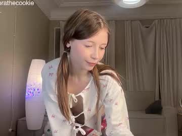 Foto porno achilessynpilea ne arata tot la camera pe KUR.ro