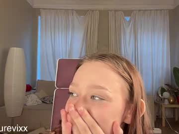 Foto porno achilessynpilea ne arata tot la camera pe KUR.ro