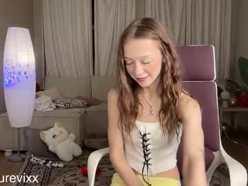 Foto porno achilessynpilea ne arata tot la camera pe KUR.ro