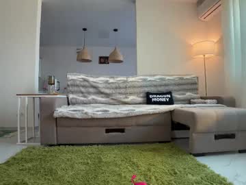 Foto porno deva_alice se dezbraca la web pe Chaturbate pe KUR.ro