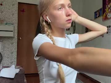 Foto porno Nebunii pe chat marca dianafrisky pe KUR.ro