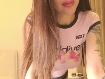 Foto porno didiactive ne arata tot la camera pe KUR.ro