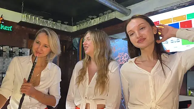 Foto porno dirtypub vrea sex pe StripChat pe KUR.ro